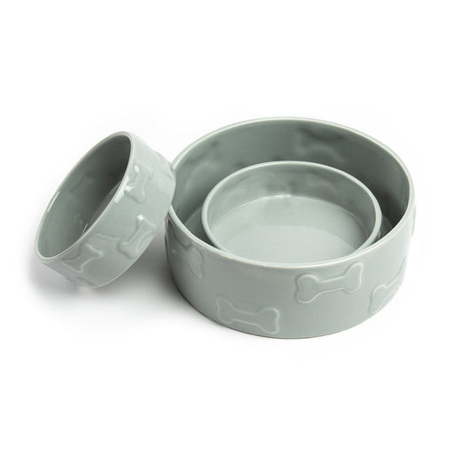 The Manor White Dog Bowl on a white background. In this image the different sizes are displayed.