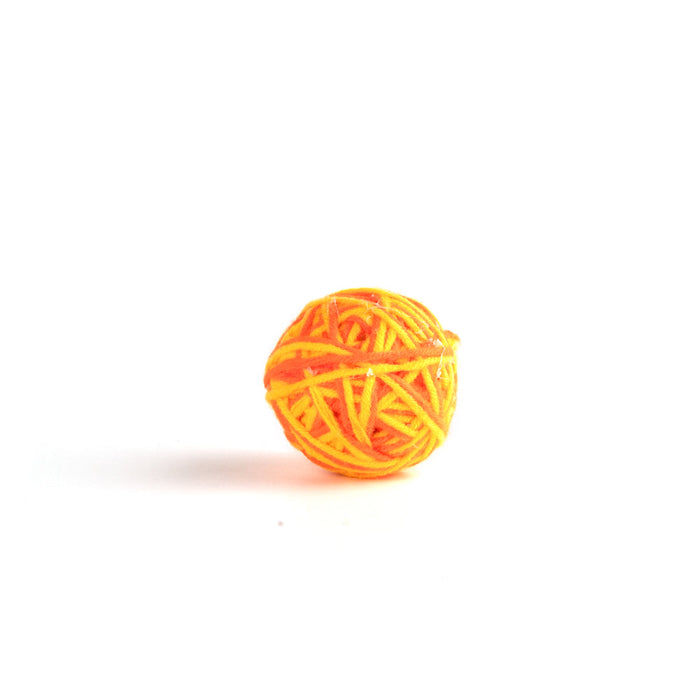 Fuzz Yarn Ball Cat Toy