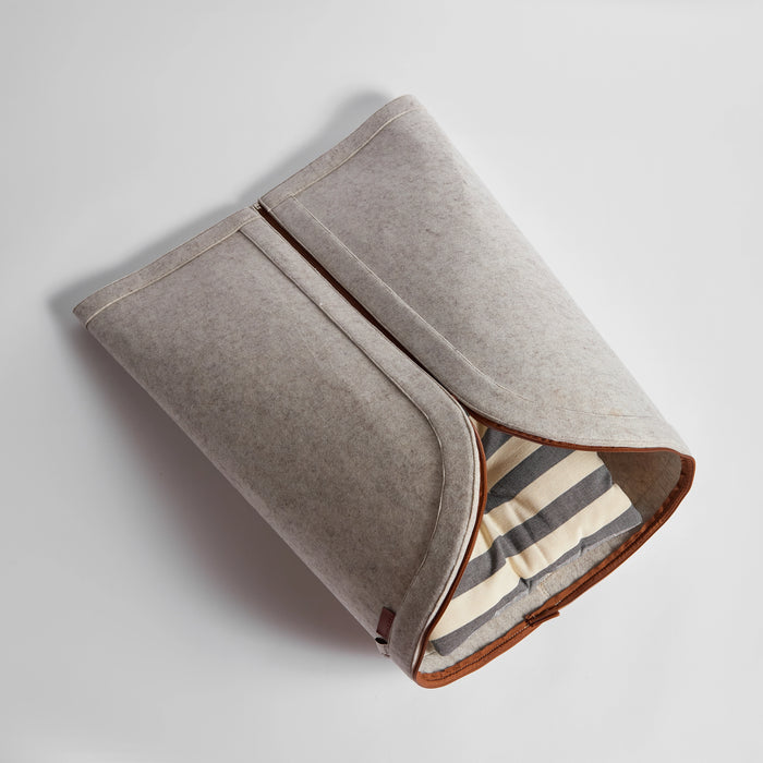 Nooee Pet Nabi Pet Cave, 2-in-1 Convertible Cat Bed & Dog Mat